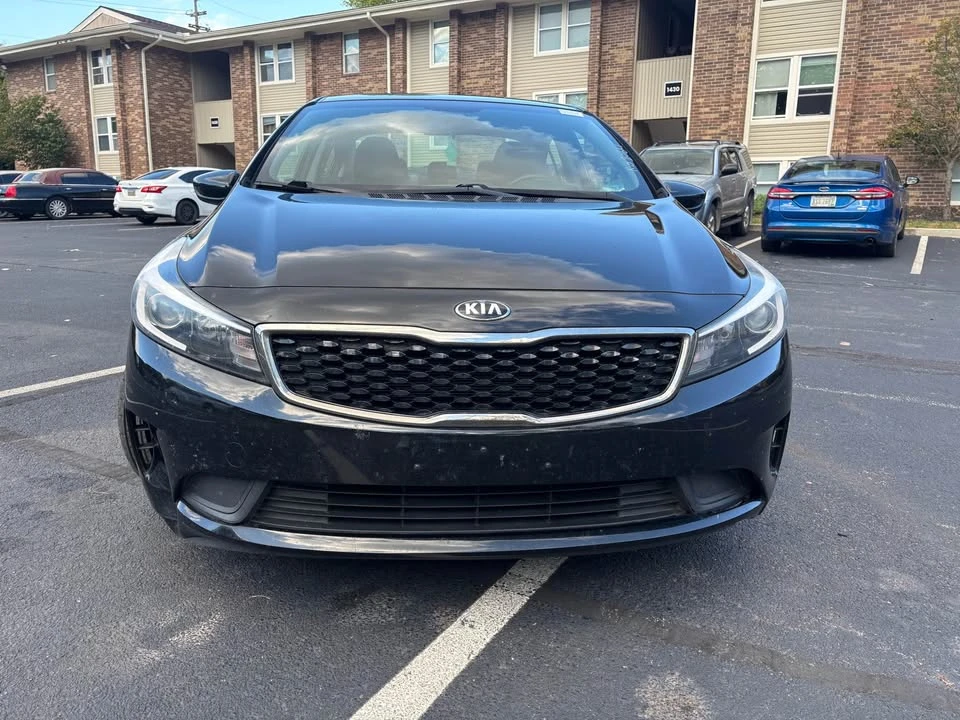2017 Kia Forte - Image 2 of 8