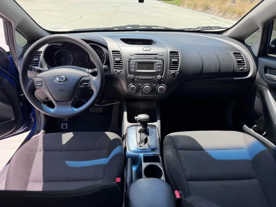 2017 Kia Forte - Image 11 of 13