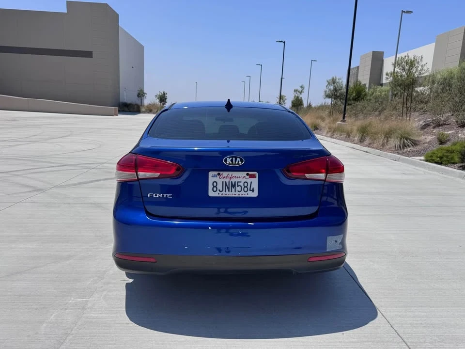 2017 Kia Forte - Image 4 of 13