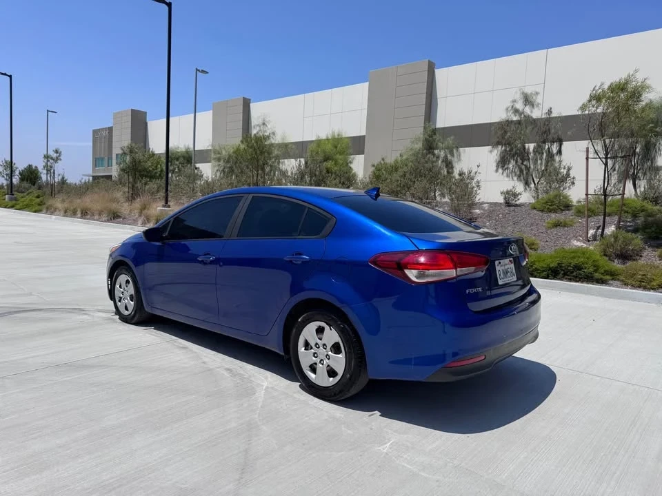 2017 Kia Forte - Image 3 of 13