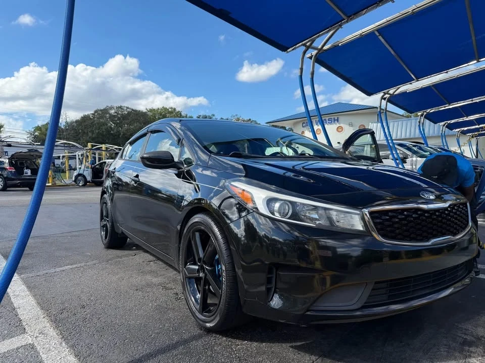 2017 Kia Forte - Image 8 of 8