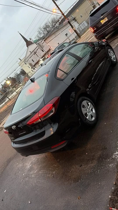 2017 Kia Forte - Image 3 of 6