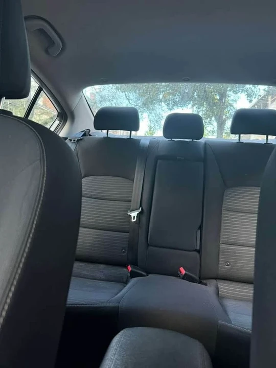 2017 Kia Forte - Image 2 of 8