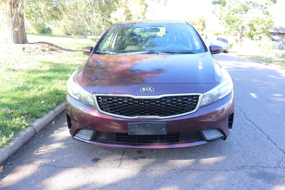 2017 Kia Forte - Image 3 of 11