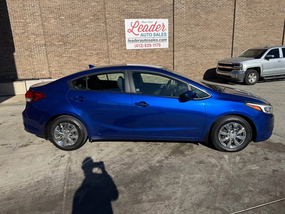2017 Kia Forte - Image 4 of 14