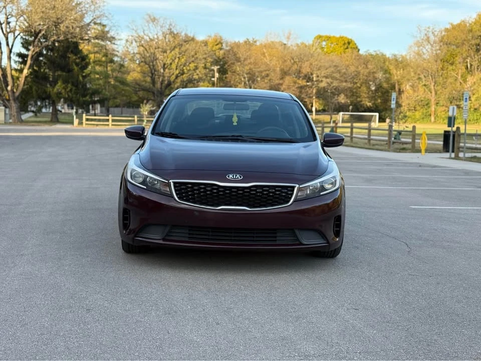 2017 Kia Forte - Image 2 of 9