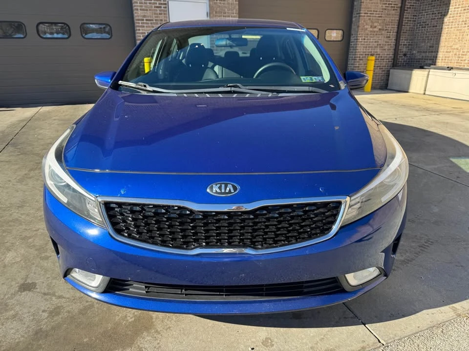 2017 Kia Forte - Image 8 of 14