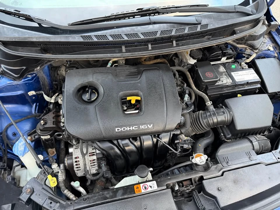 2017 Kia Forte - Image 8 of 9