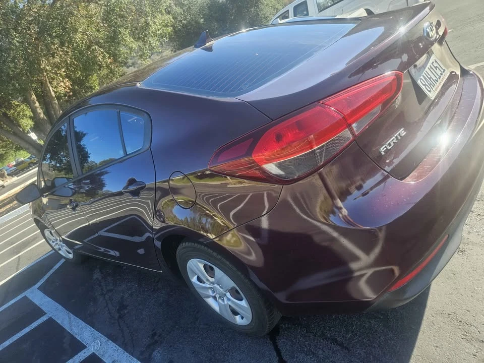 2017 Kia Forte - Image 4 of 16
