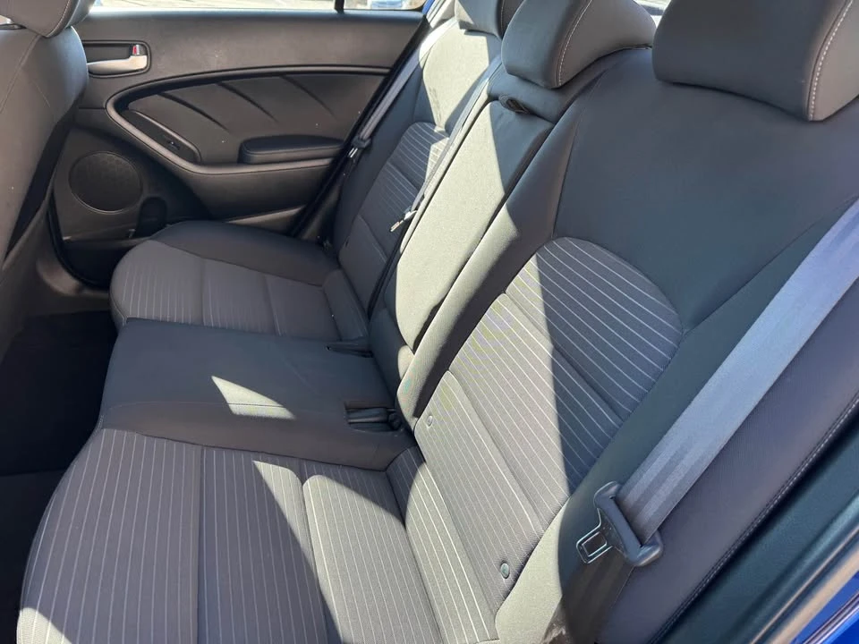 2017 Kia Forte - Image 12 of 14