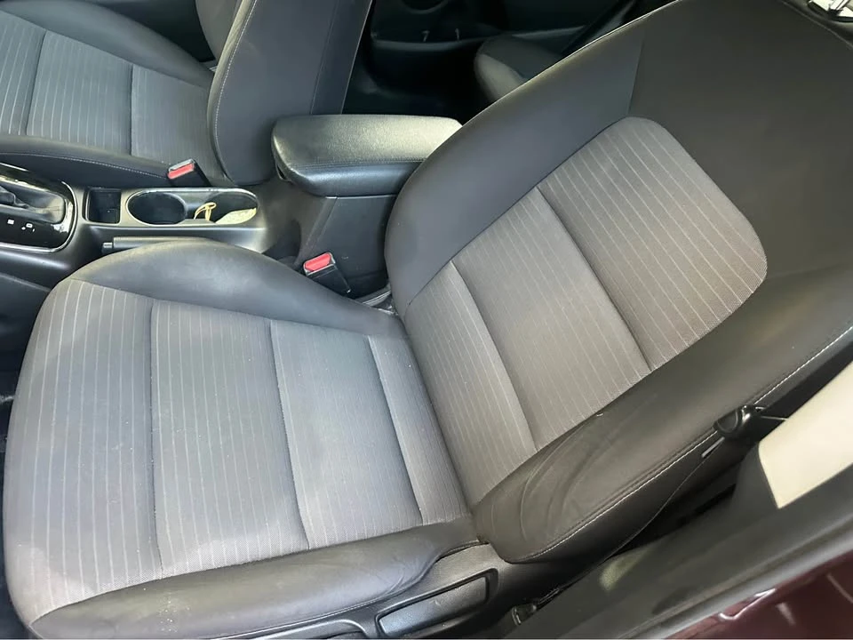 2017 Kia Forte - Image 8 of 11