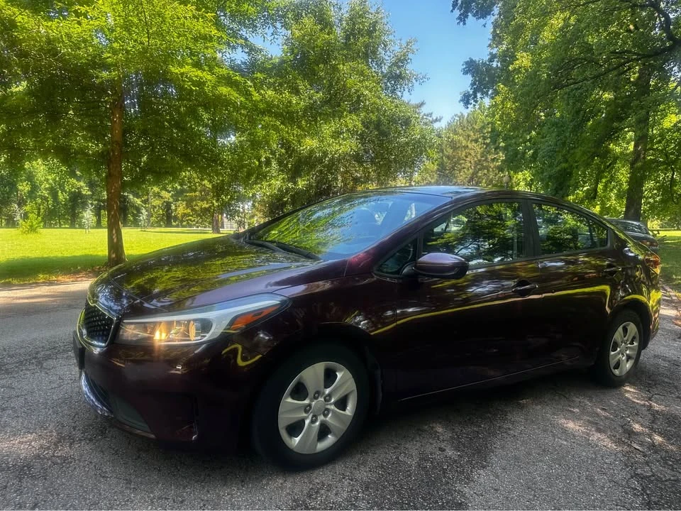 2017 Kia Forte - Image 2 of 11