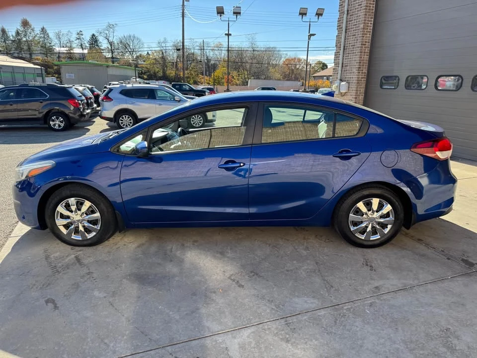 2017 Kia Forte - Image 3 of 14