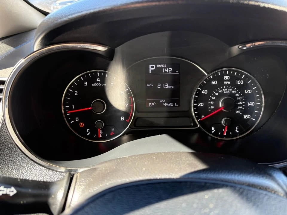 2017 Kia Forte - Image 9 of 12