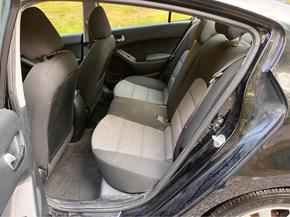 2017 Kia Forte - Image 5 of 5