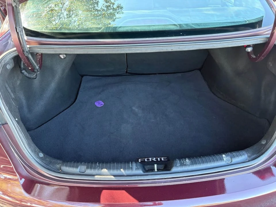 2017 Kia Forte - Image 10 of 12