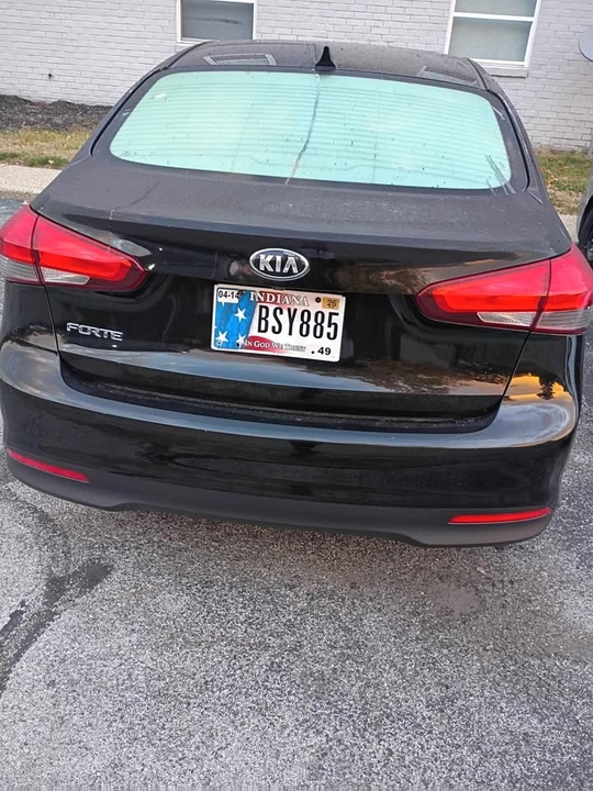 2017 Kia Forte - Image 4 of 6