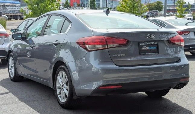 2017 Kia Forte - Image 4 of 9