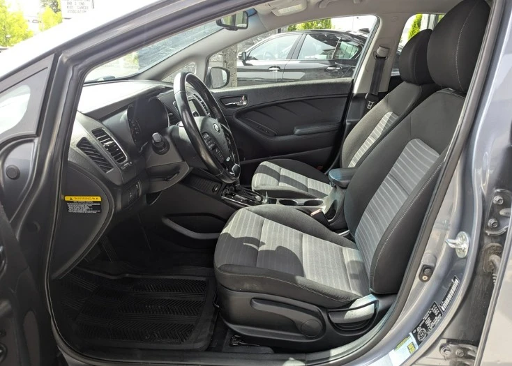 2017 Kia Forte - Image 9 of 9