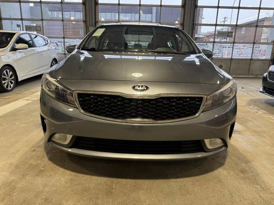 2017 Kia Forte - Image 2 of 20