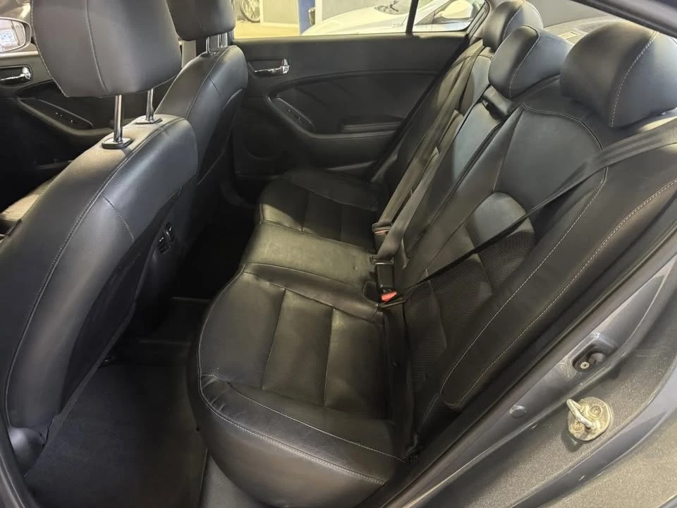 2017 Kia Forte - Image 18 of 20