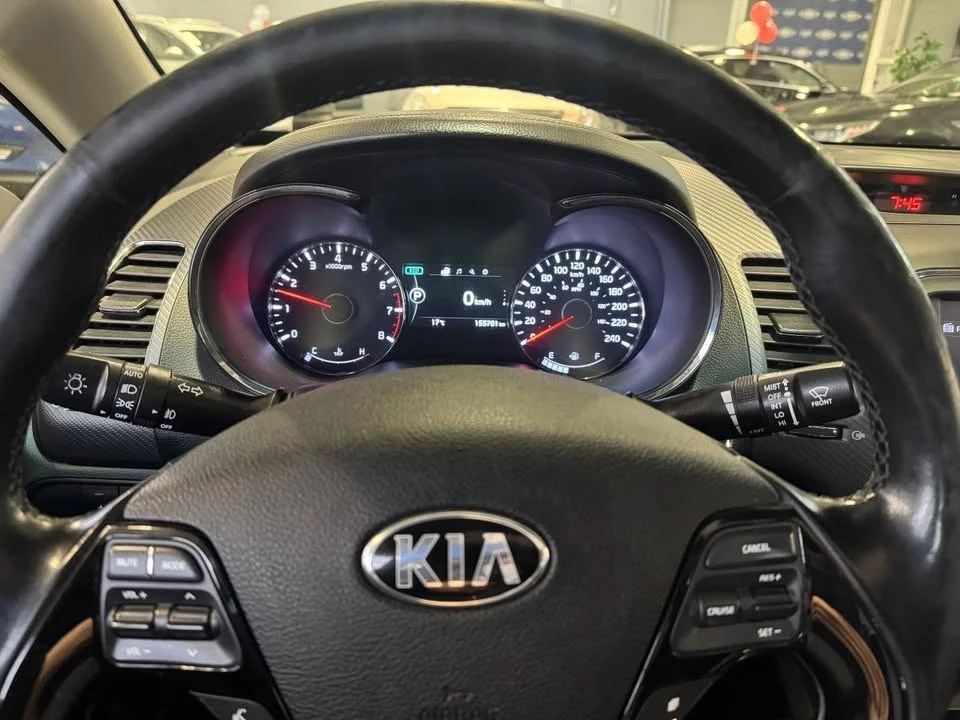 2017 Kia Forte - Image 12 of 20
