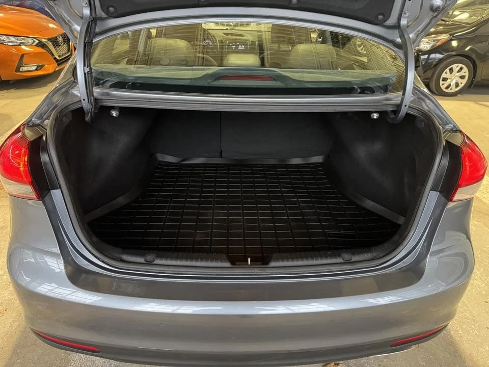 2017 Kia Forte - Image 20 of 20