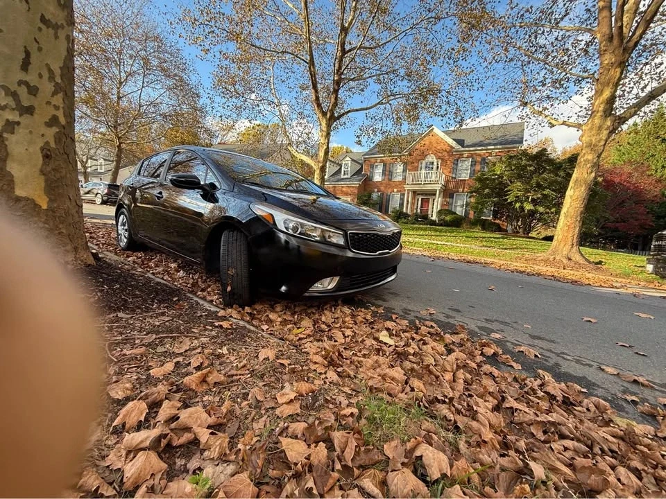 2017 Kia Forte - Image 6 of 8