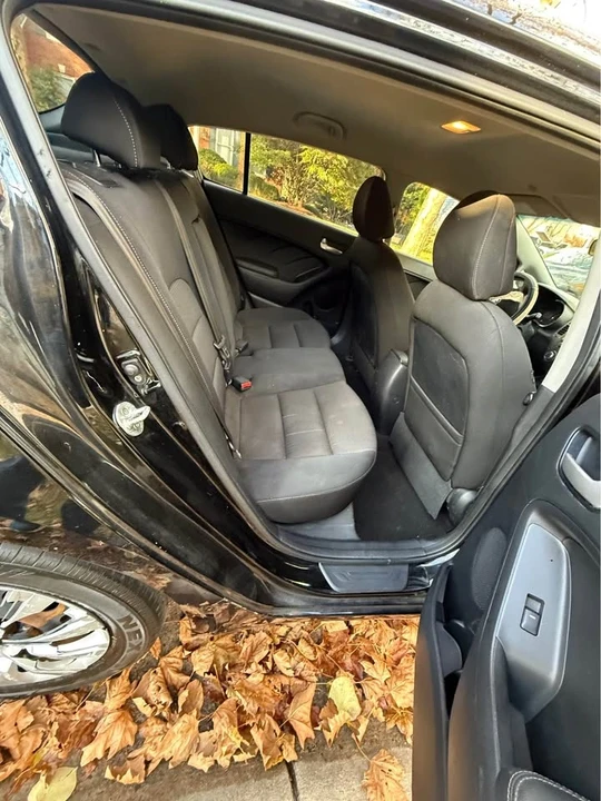 2017 Kia Forte - Image 7 of 8