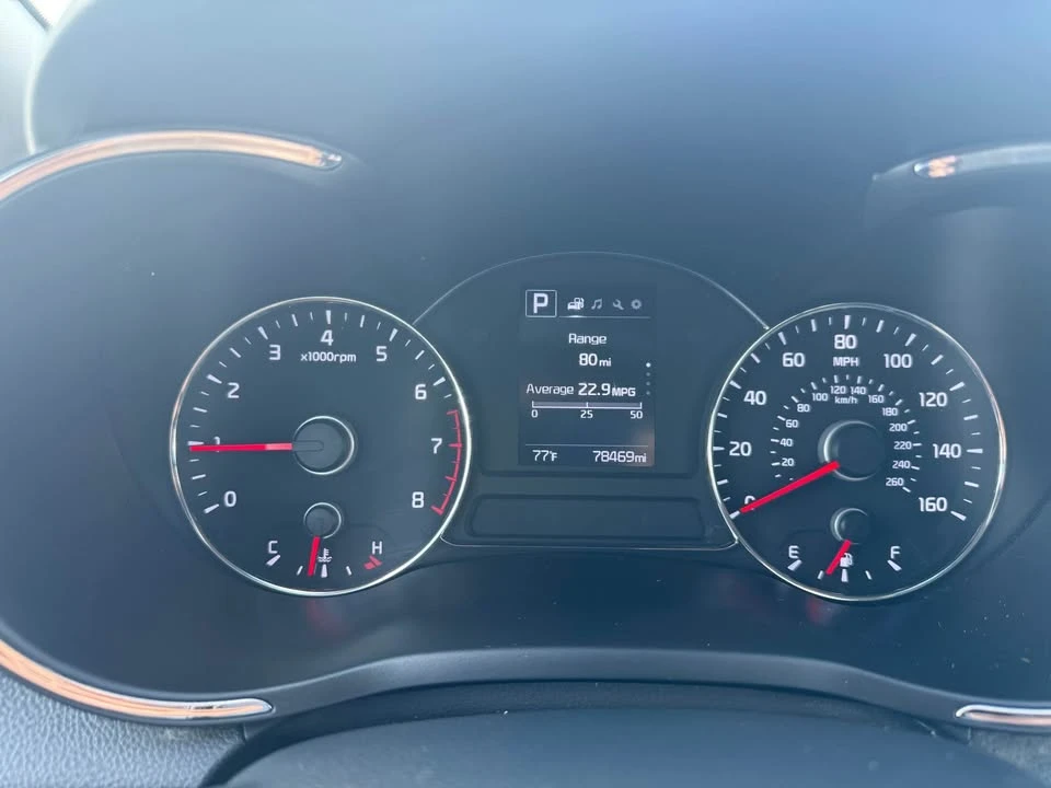 2017 Kia Forte - Image 10 of 13