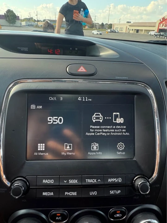 2017 Kia Forte - Image 12 of 13