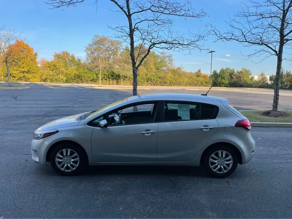 2017 Kia Forte - Image 3 of 14