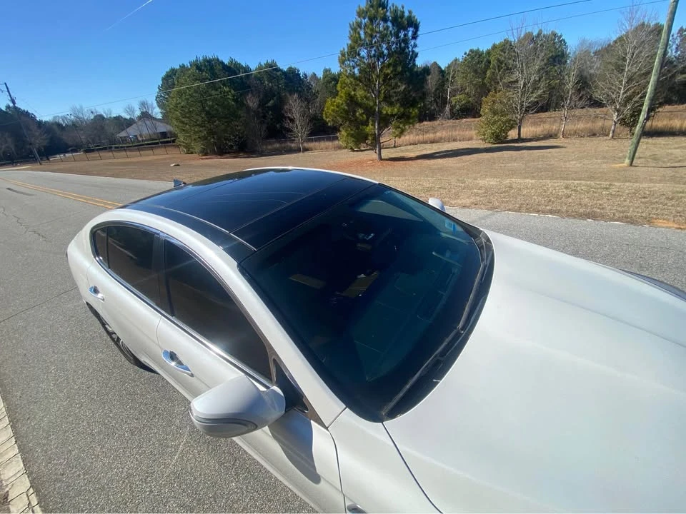 2017 Kia K900 - Image 9 of 17
