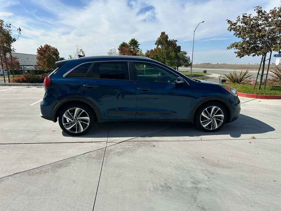 2017 Kia Niro - Image 7 of 20