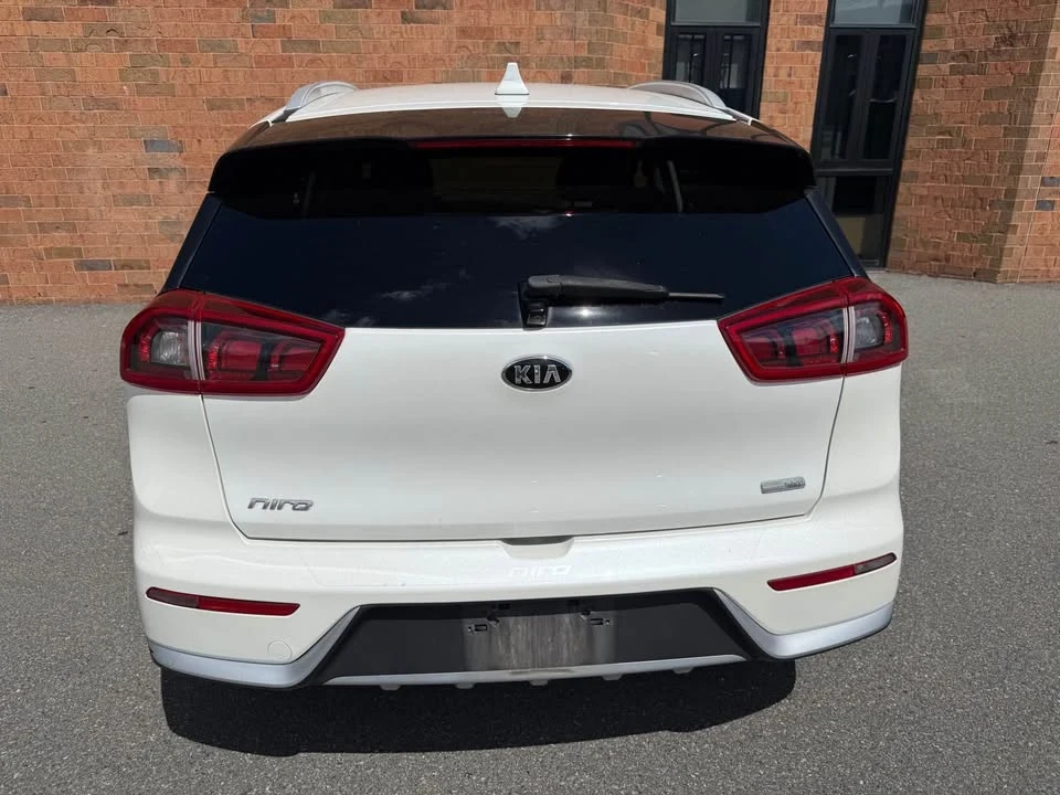 2017 Kia Niro - Image 11 of 18