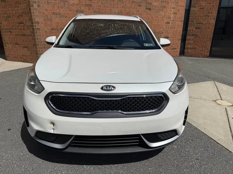2017 Kia Niro - Image 17 of 18