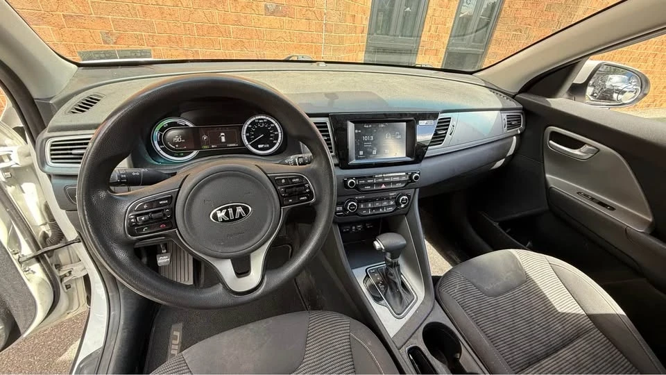 2017 Kia Niro - Image 3 of 18