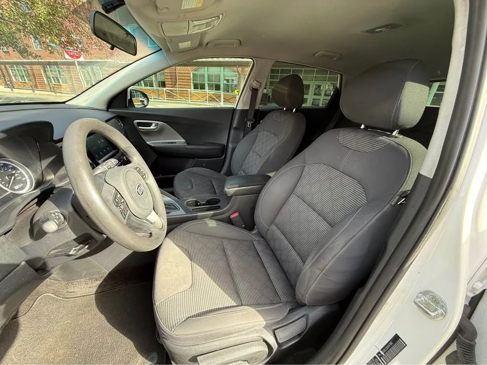 2017 Kia Niro - Image 9 of 18