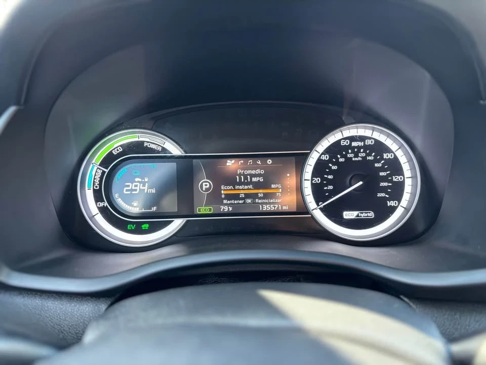 2017 Kia Niro - Image 8 of 10