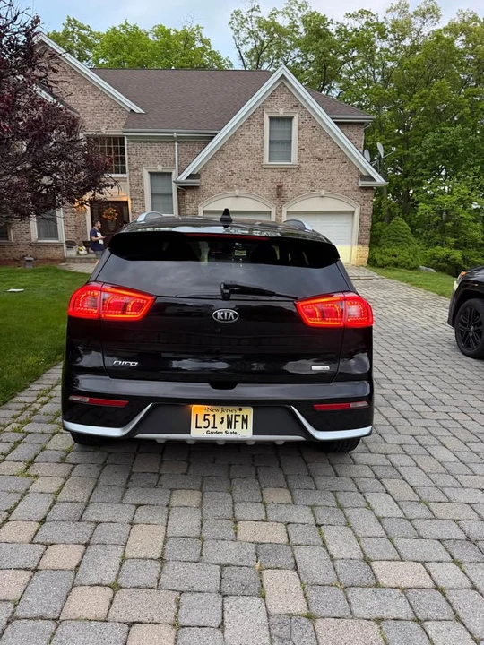 2017 Kia Niro - Image 3 of 6