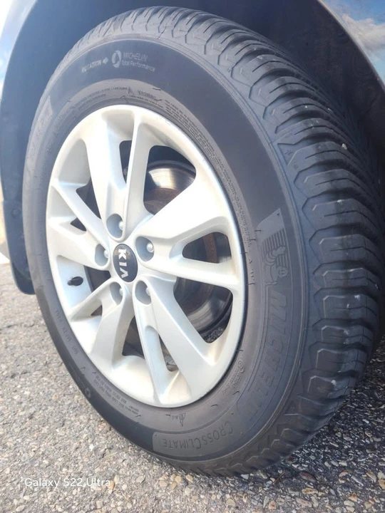 2017 Kia Optima/K5 - Image 4 of 5