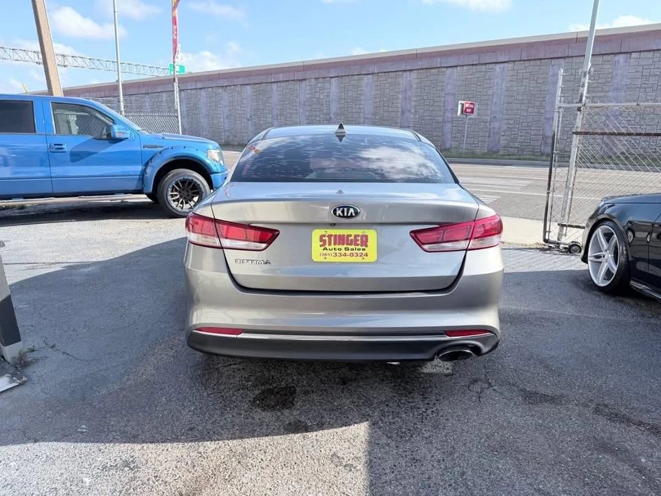 2017 Kia Optima/K5 - Image 6 of 16
