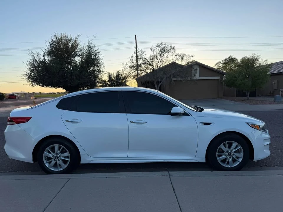 2017 Kia Optima/K5 - Image 3 of 10