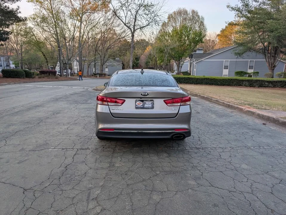 2017 Kia Optima/K5 - Image 4 of 8