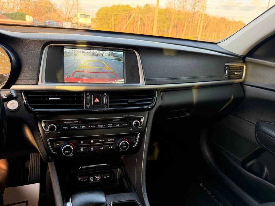 2017 Kia Optima/K5 - Image 18 of 20