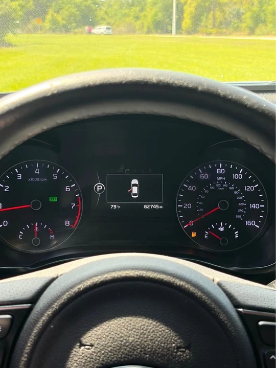 2017 Kia Optima/K5 - Image 11 of 17