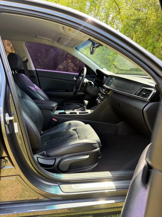 2017 Kia Optima/K5 - Image 12 of 17
