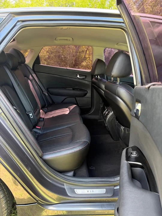 2017 Kia Optima/K5 - Image 13 of 17