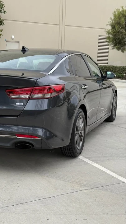 2017 Kia Optima/K5 - Image 4 of 14