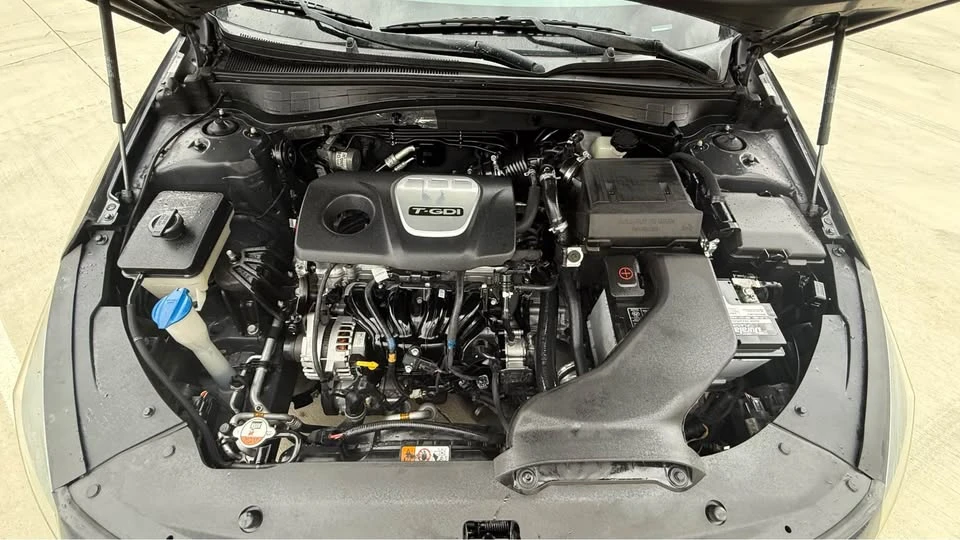 2017 Kia Optima/K5 - Image 14 of 14